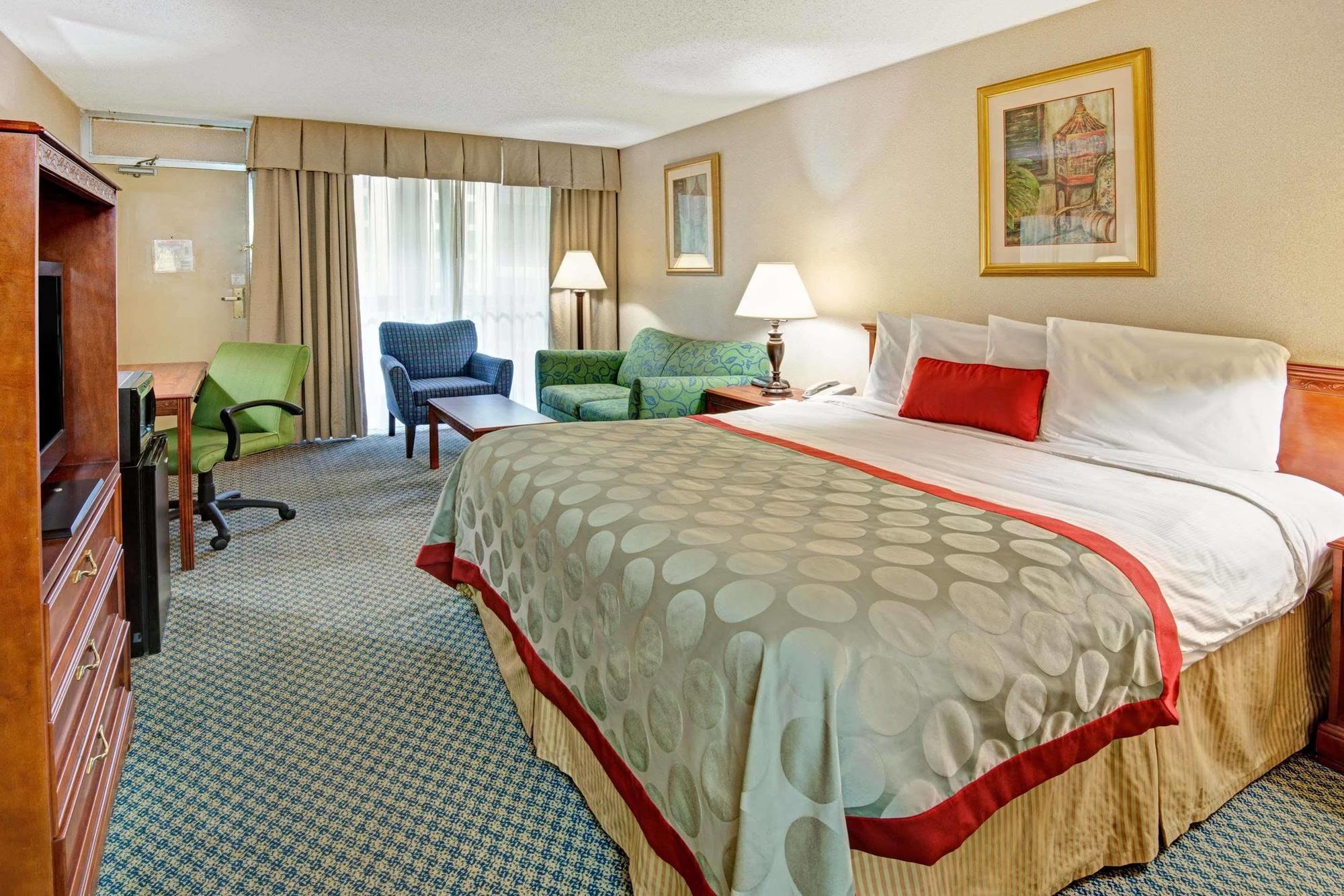 Ramada Overland Park Mission ภายนอก รูปภาพ